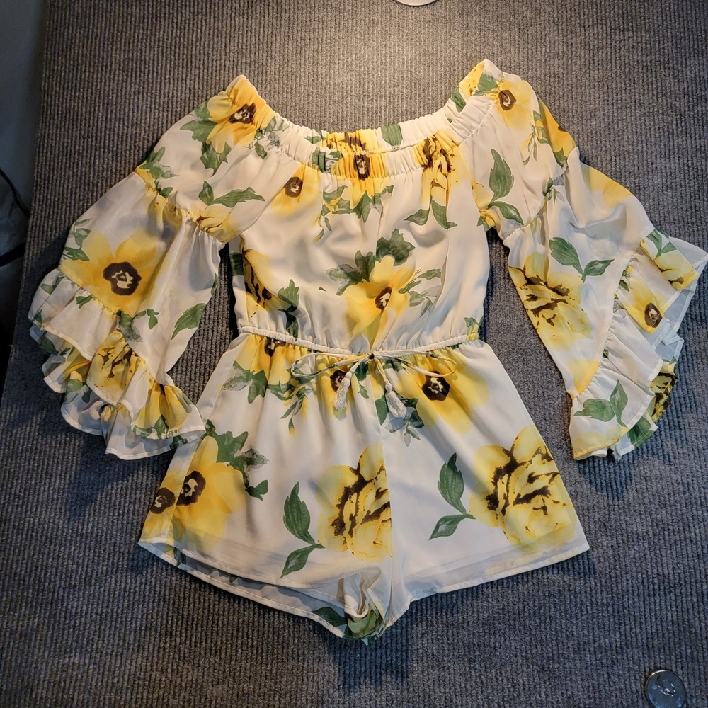 Hint of Blush Romper Women XL Off The Shoulder Flare Sleeve Yellow Floral Boho